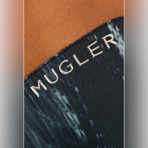 New Mugler Long Sleeve Jumpsuit in Warped Snake Black & Nude 02 FWRD - Picture 5 of 8